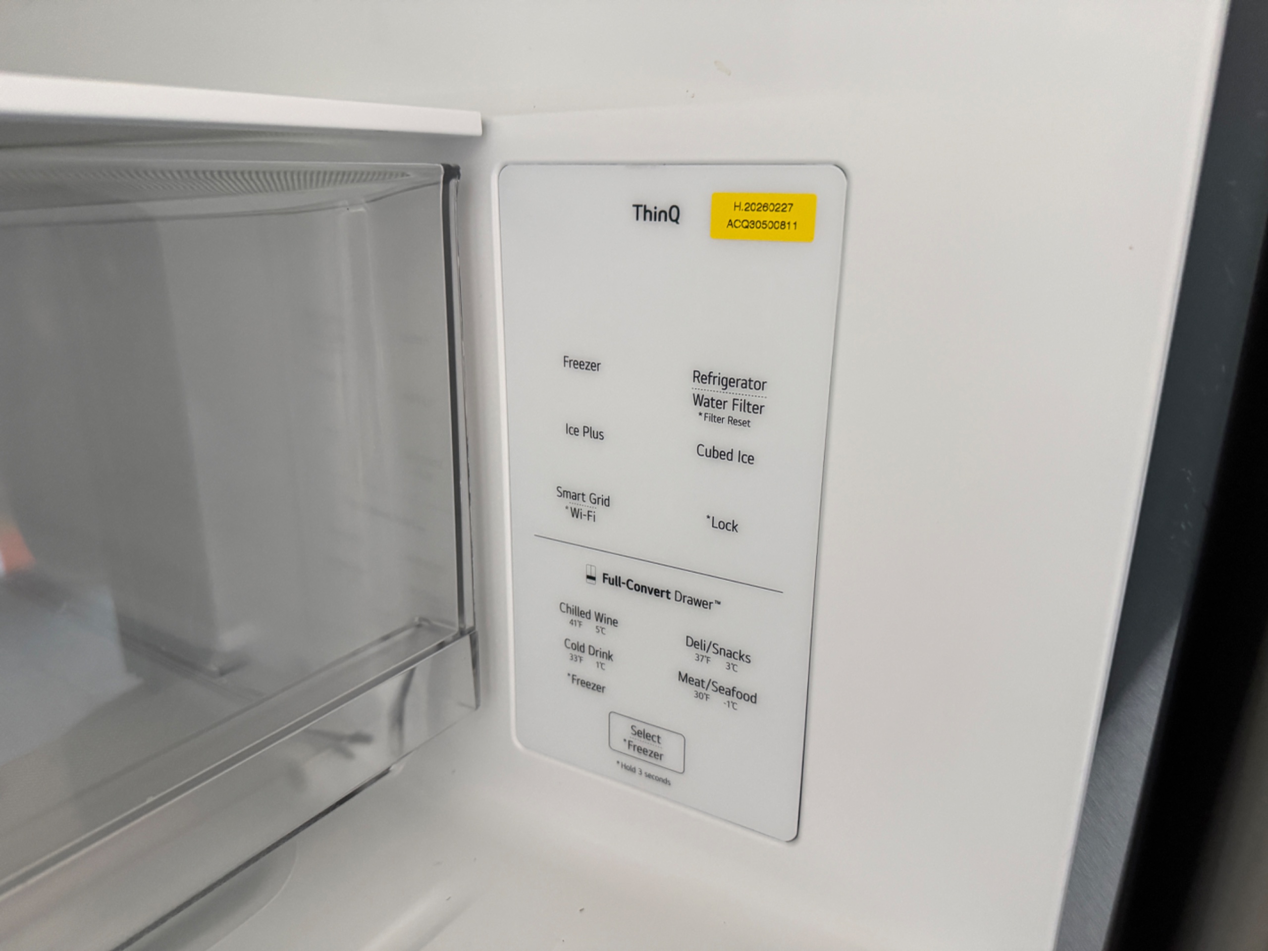 LG Standard-Depth MAX 4-Door French Door Refrigerator (30 cu ft) Model# LF30S8210S — photo 8
