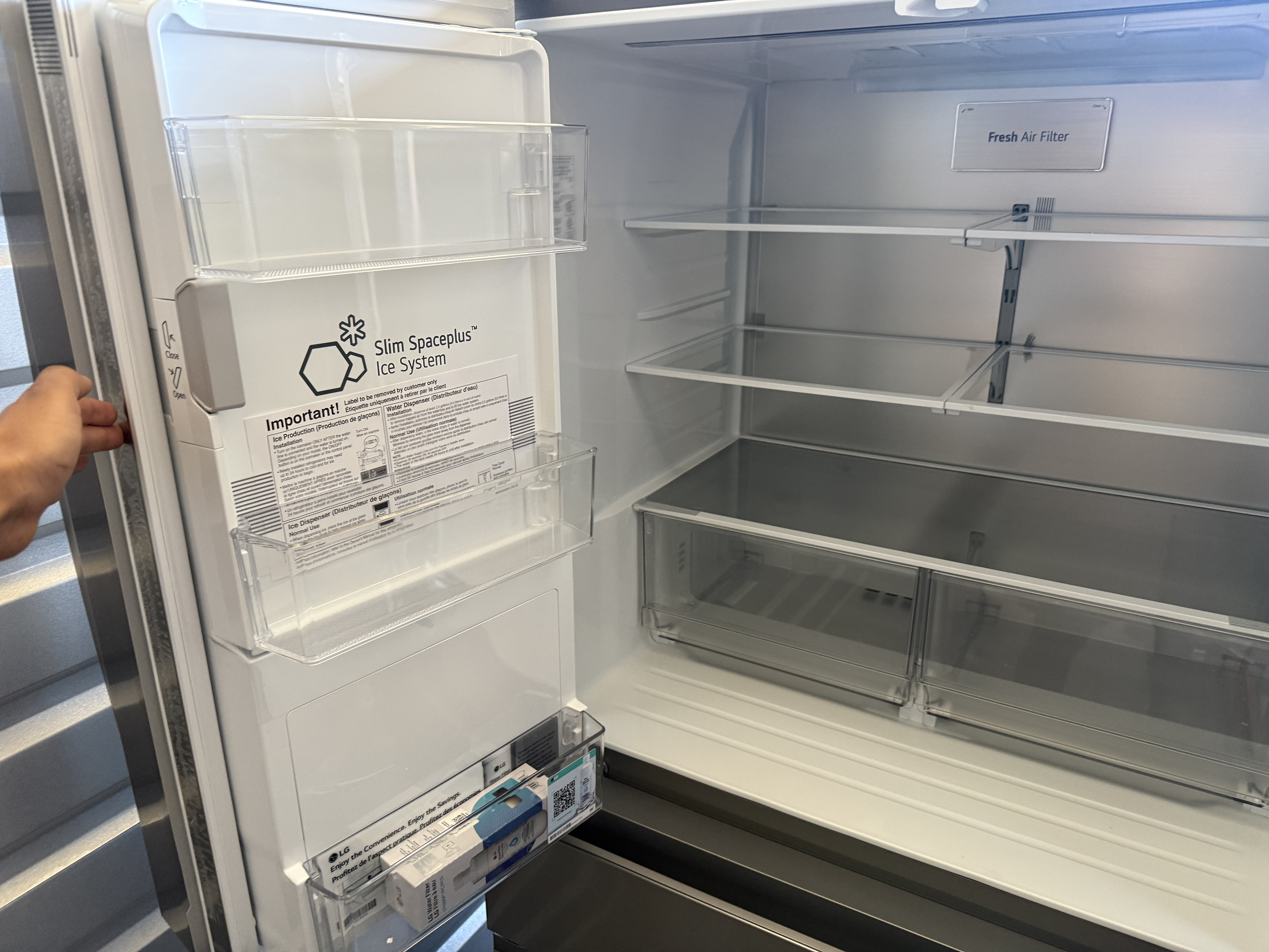 LG Counter-Depth MAX 4-Door French Door Refrigerator (25 cu ft) Model# LF25G8330S — photo 5