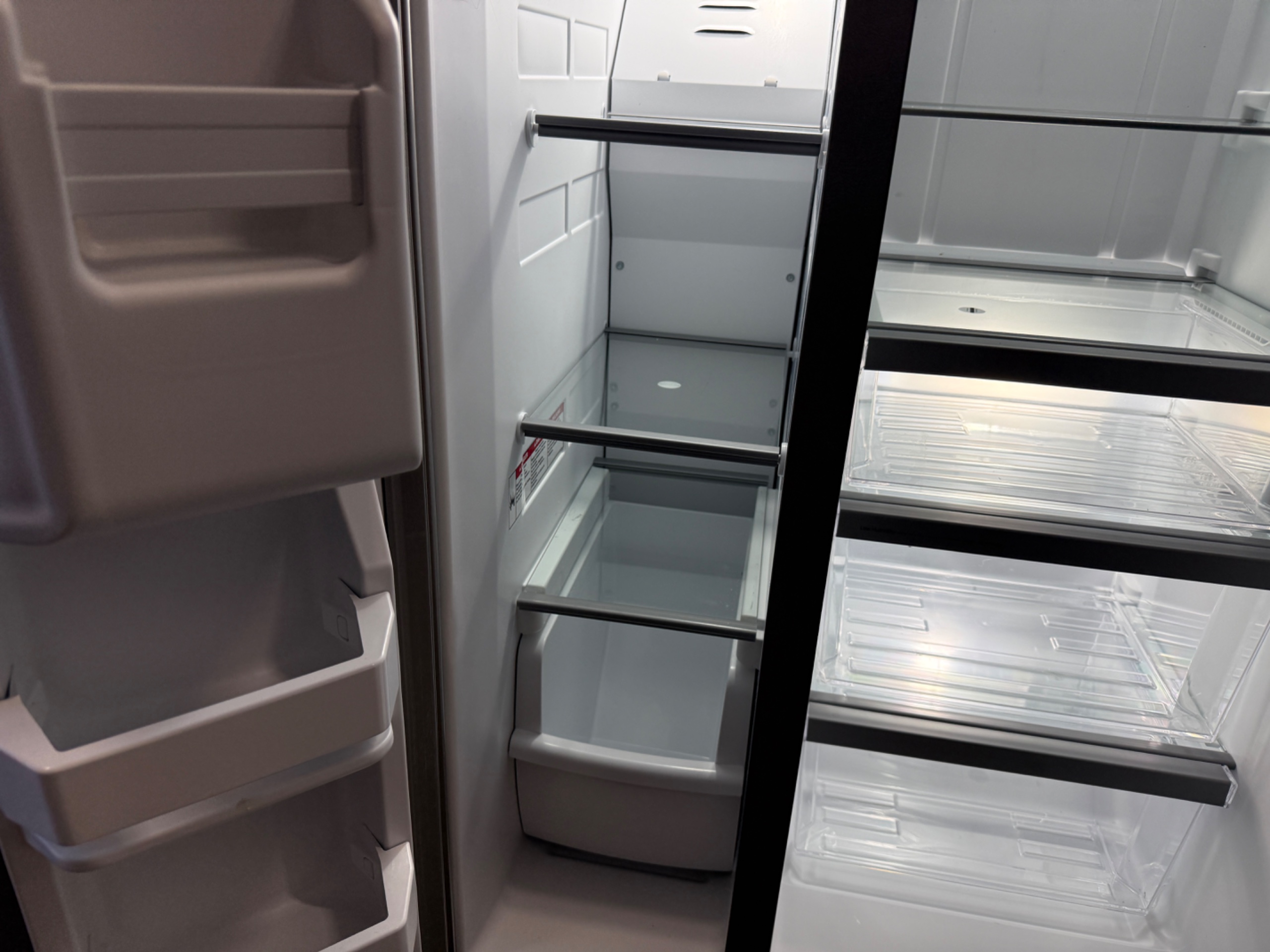 Whirlpool 21.4 cu. ft. Side by Side Refrigerator in Fingerprint Resistant Stainless Finish Model# WRS321SDHZ — photo 7