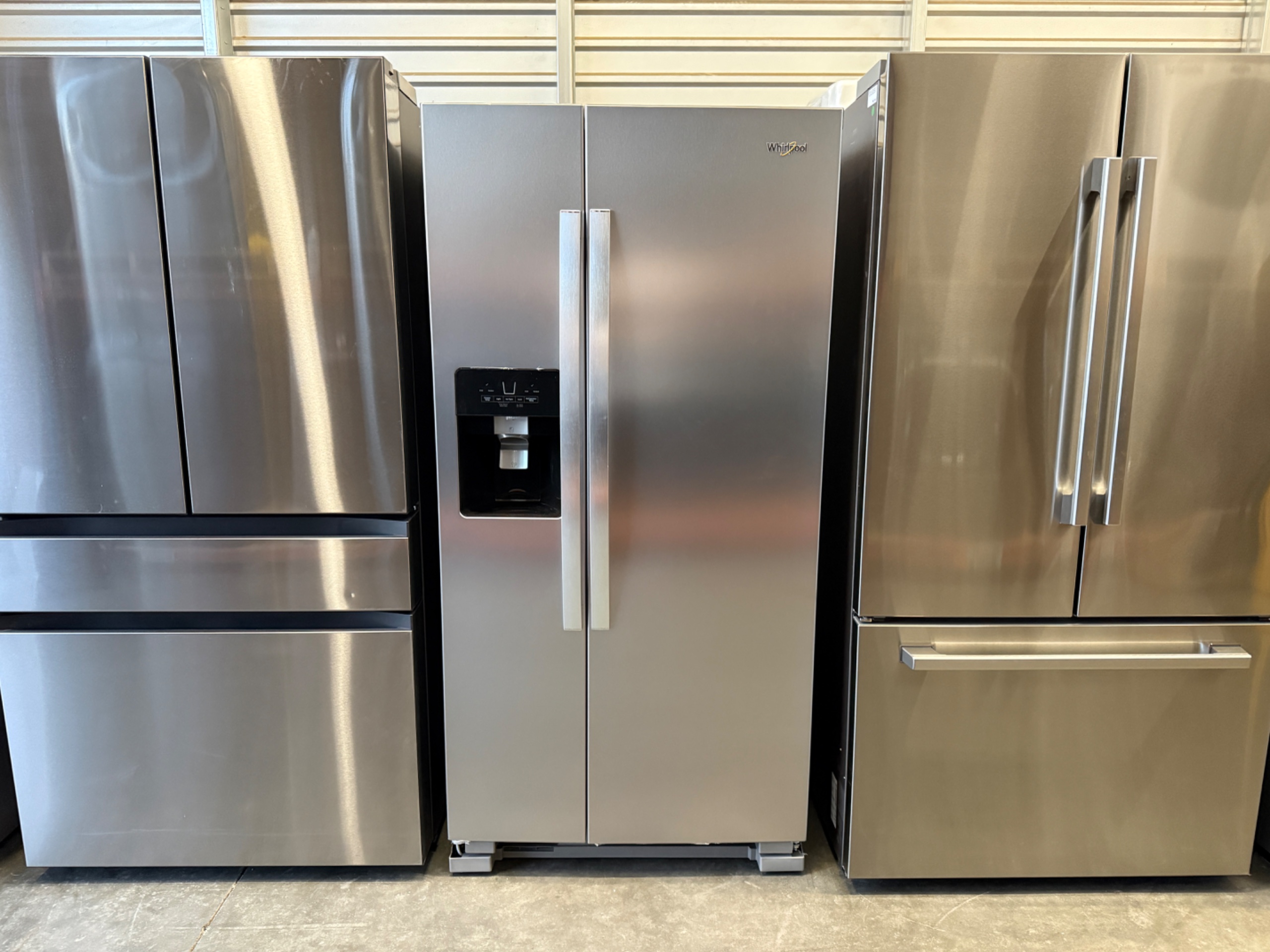 Whirlpool 21.4 cu. ft. Side by Side Refrigerator in Fingerprint Resistant Stainless Finish Model# WRS321SDHZ — photo 2